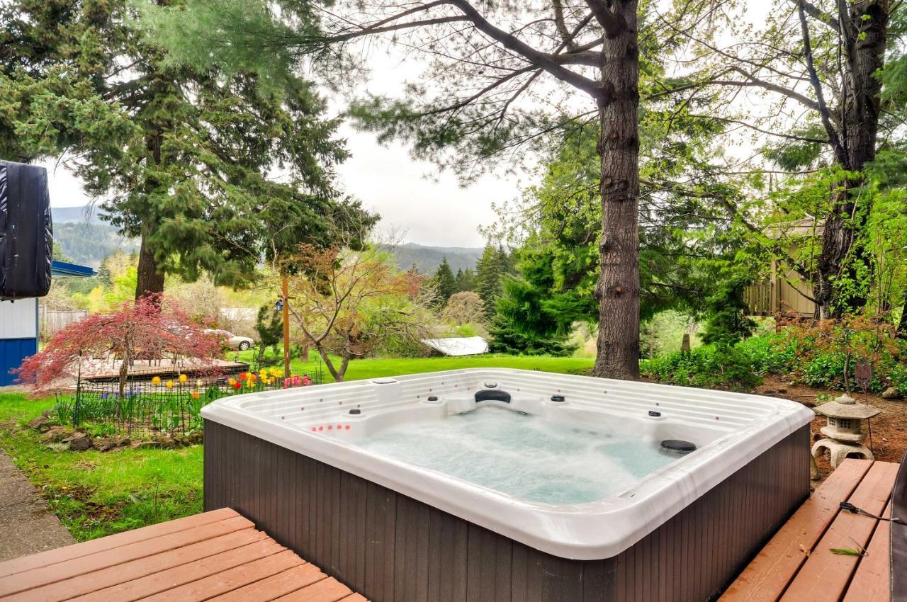 Villa The Fusion Retreat On 4 Acres Hike On-Site! White Salmon Exterior foto
